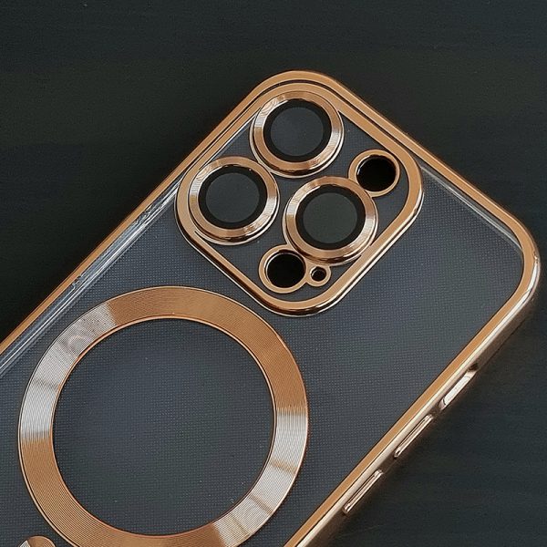 Прозрачен силиконов калъф за iPhone 15 Pro Max златен камера