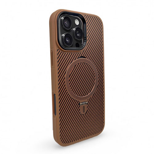 Премиум карбонов калъф за iPhone 15 Pro златен бутони