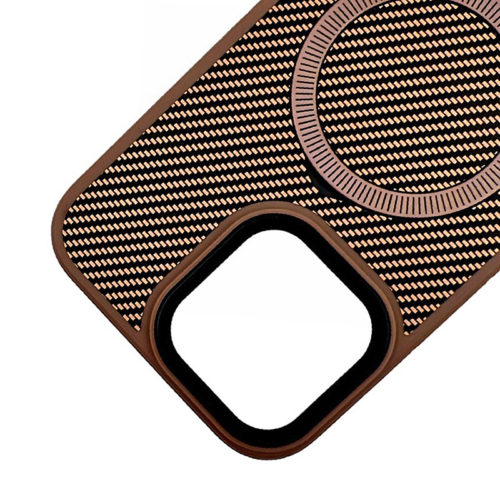 Премиум карбонов калъф за iPhone 16 Pro златен защита камера